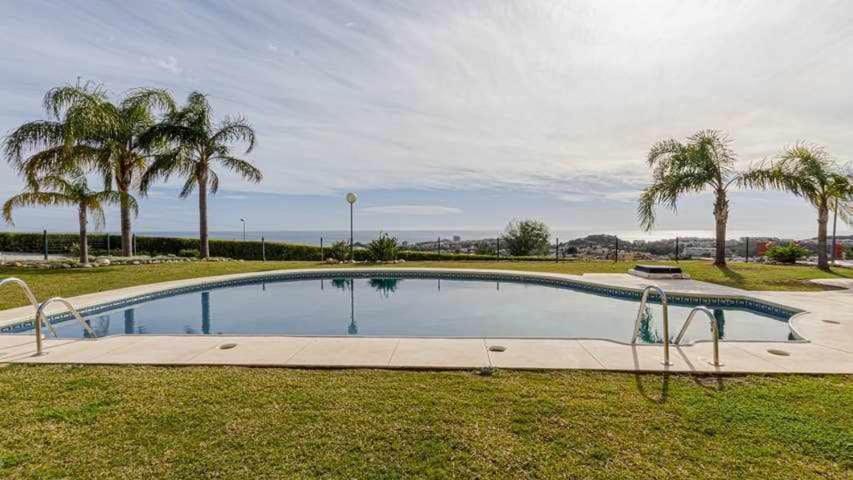 797 Holiday Rentals - Precioso Piso Para 6 Con Vista Al Mar 180 Grados Беналмадена Екстериор снимка